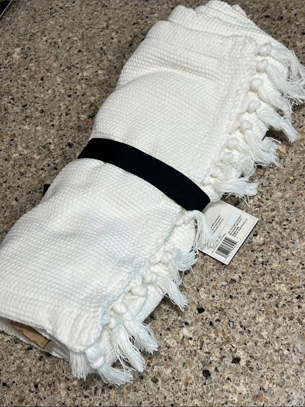 Hearth & Hand White Waffle Weave Table Runner with Fringe machine washable z96